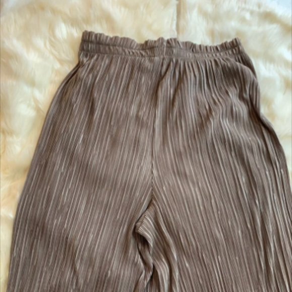 Zara pleated pants - Picture 3 of 4